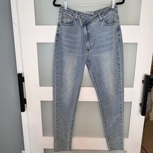 By Egreis High Rise Light Wash Jeans Women’s Size L NWT Frayed Hem Straight Leg